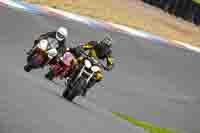 enduro-digital-images;event-digital-images;eventdigitalimages;mallory-park;mallory-park-photographs;mallory-park-trackday;mallory-park-trackday-photographs;no-limits-trackdays;peter-wileman-photography;racing-digital-images;trackday-digital-images;trackday-photos